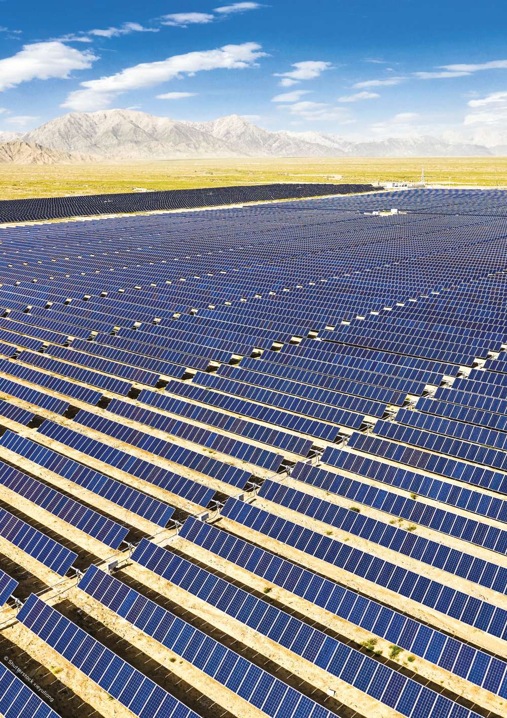 Sustainable solar power plant 